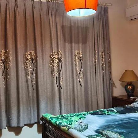 Siamese Villa *
