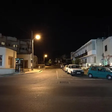 Siamese * Paralimni