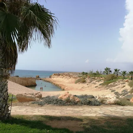 Villa Siamese Paralímni